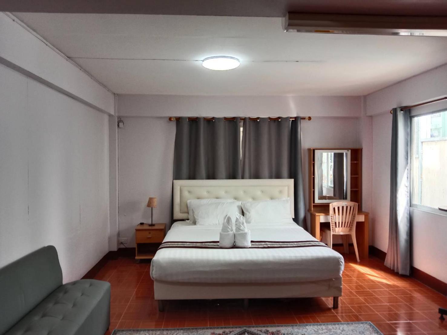 צ'ה אם Beachfront Hotel Cha Am מראה חיצוני תמונה